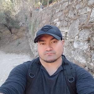 Meet your Posher, Tony